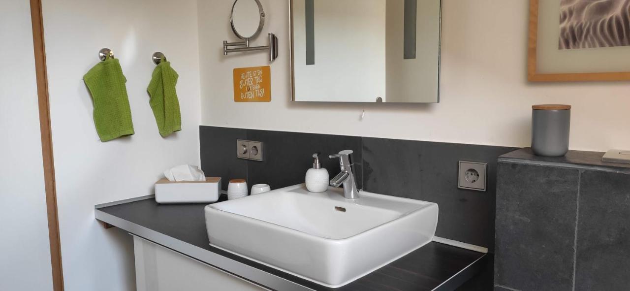 Ferienwohnung Belchenblick ชเตาเฟิน เอม บรายสเกา ภายนอก รูปภาพ